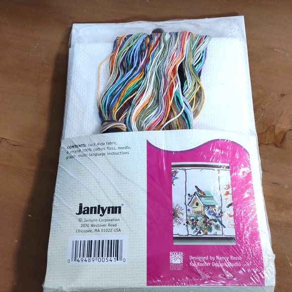 Counted Cross Stitch Kit - Picture 2 of 3